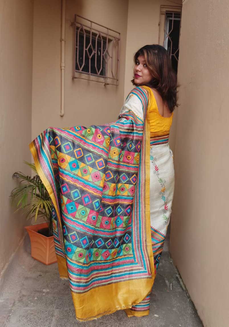 Black Bangalore Silk Saree With Vibrant Nakshi Kantha Work All Over –  IndyVogue | Saree painting designs, Saree tassels designs, Kantha sarees