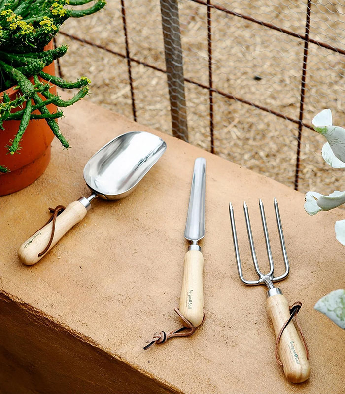w-plant-care-gardener's-tools-1-0 Gardener’s Tools - Image 1
