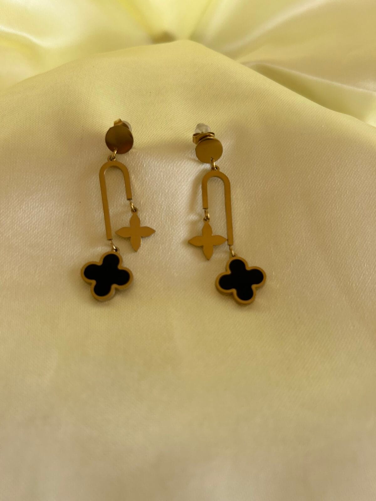 Earring - Image 1