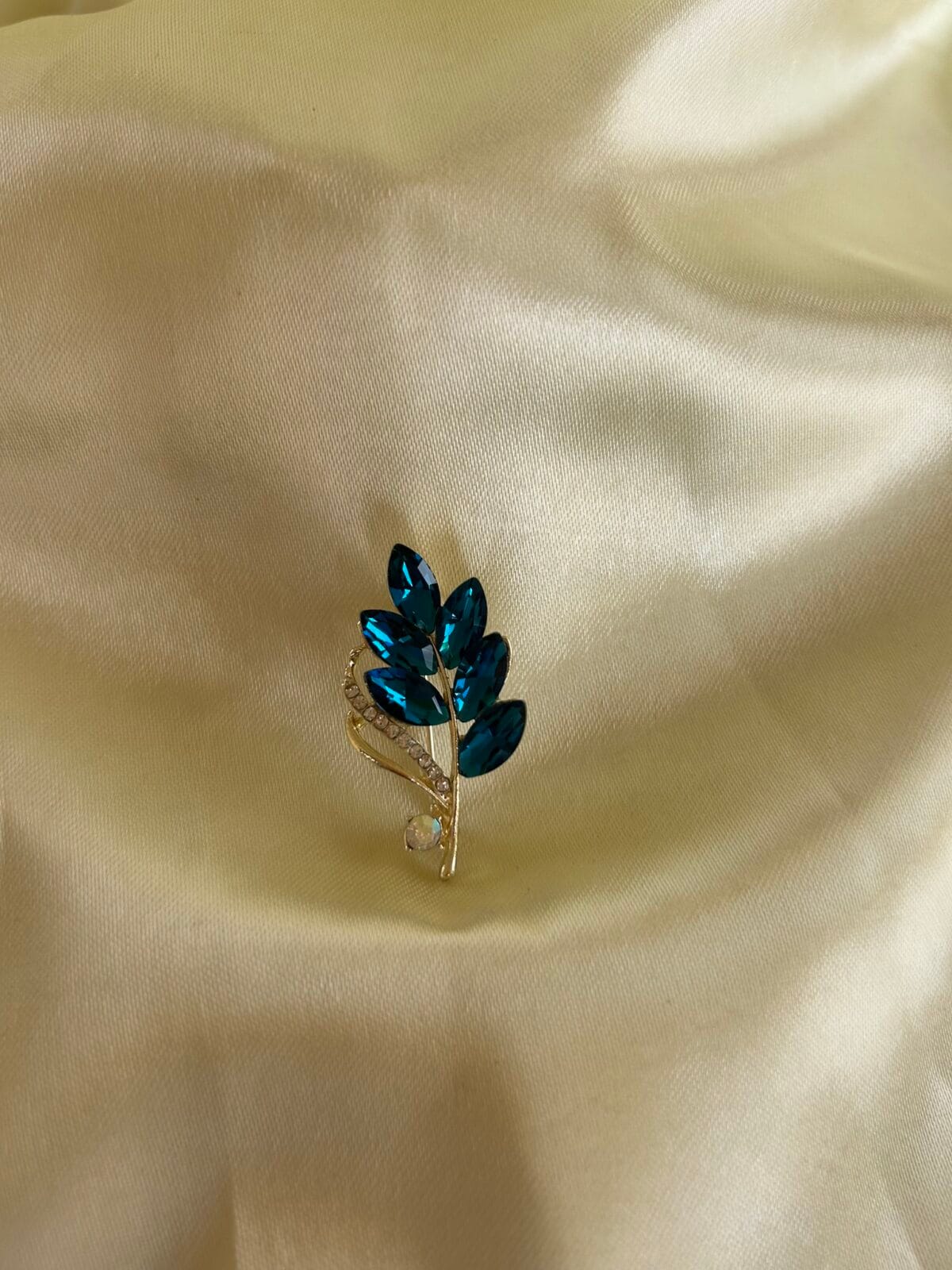 Stone Brooch - Image 1