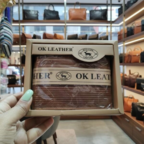 Premium Brown Textured Leather Bi-Fold Wallet for Men - Men's Collection